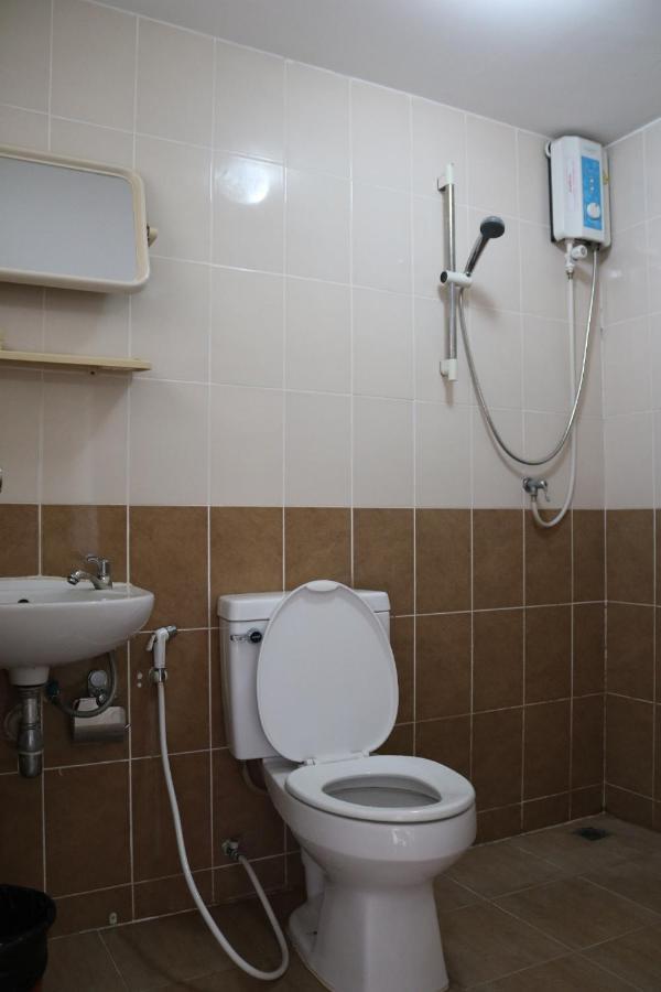 Ladapan Mansion Apartment Nonthaburi Ngoại thất bức ảnh